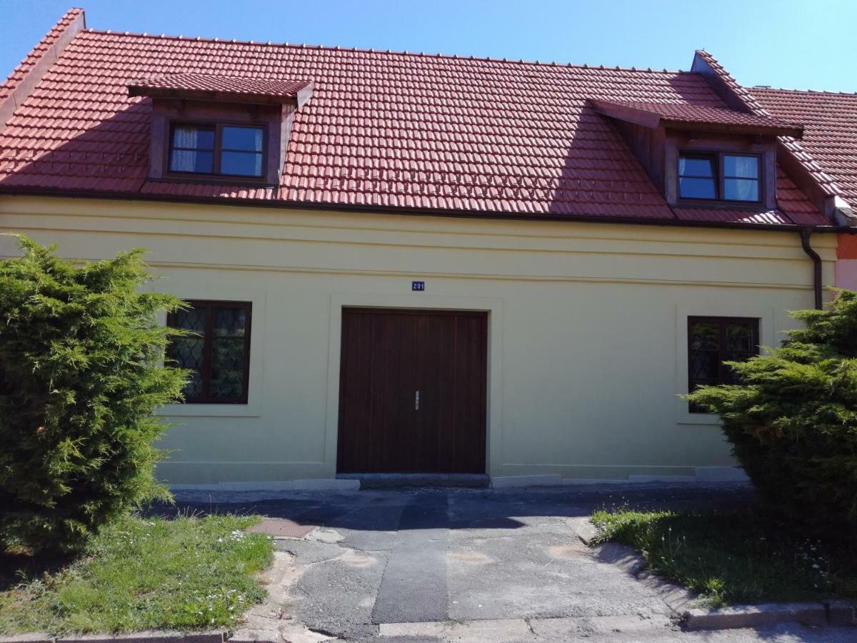 Na Letnim byte Kouřim Zewnętrze zdjęcie
